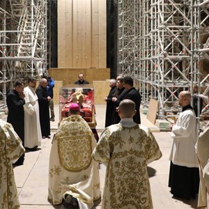 Prijenosom moći bl. Alojzija Stepinca i misnim slavljem otvorena Jubilarna godina u Zagrebačkoj nadbiskupiji